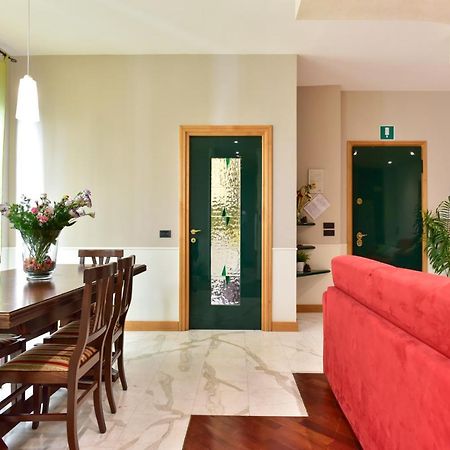 Elegant & Cozy Apartment In The Heart Of Rome Exterior photo